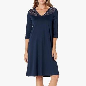 HANRO Women’s Navy Moments 3/4 Sleeve Gown